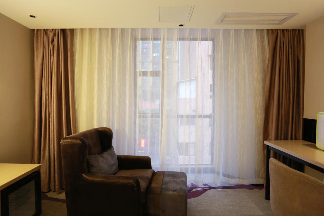Lavande International Hotel Guangzhou Taikoo Hui Square Shipaiqiao Metro Station Branch - Free Shuttle Bus To Canton Fair Complex During Canton Fair Period & Free Vpn Internet Access מראה חיצוני תמונה
